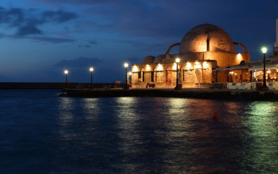 Heraklion:Day trip to Chania old Town,Kournas Lake& Rethymno - Chania Old Town and the Venetian Lighthouse: why this stop hits