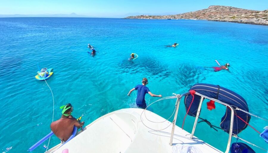 Hersonissos: Dia Catamaran Cruise with Lunch & Drinks - What the return trip feels like