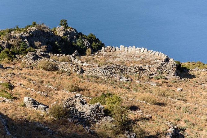 Hiking above Kalamata - Starting in Kato Verga and reaching Ano Verga