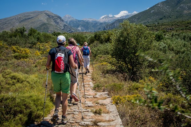 Hiking around Kardamyli - Following the old cobblepaths into Taygetos