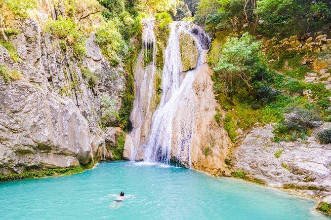 Hiking in Polilimnio Waterfalls - Polylimnio Waterfalls: the highlights that matter