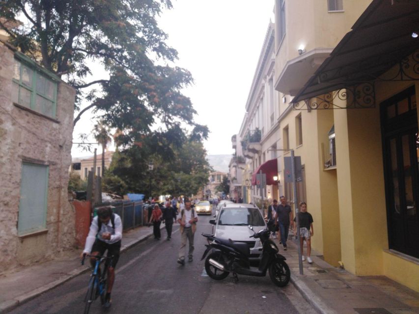 Hilarious walking adventure in the heart of Athens - Why this Athens walk works well as a first introduction