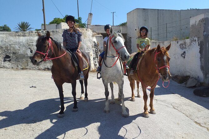 Horse Riding: Explore Secret Thera - Timing: the ride is short, so plan your day around it