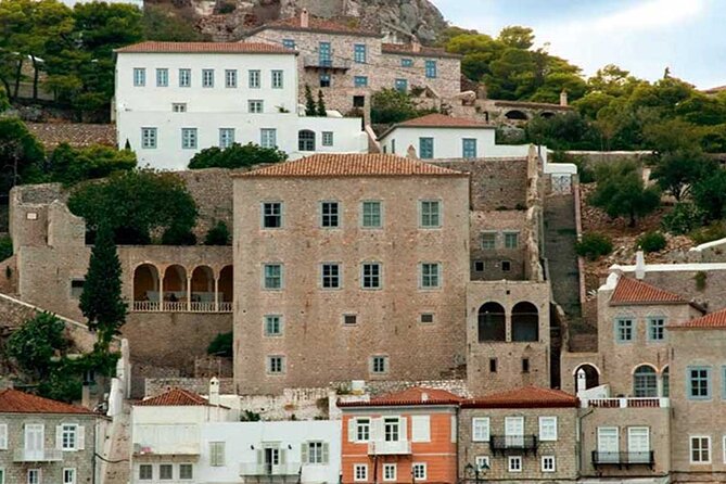 "Hydra: Wander the Cosmopolitan Car-Free Island on Foot" - Two museums for a closer look at the island