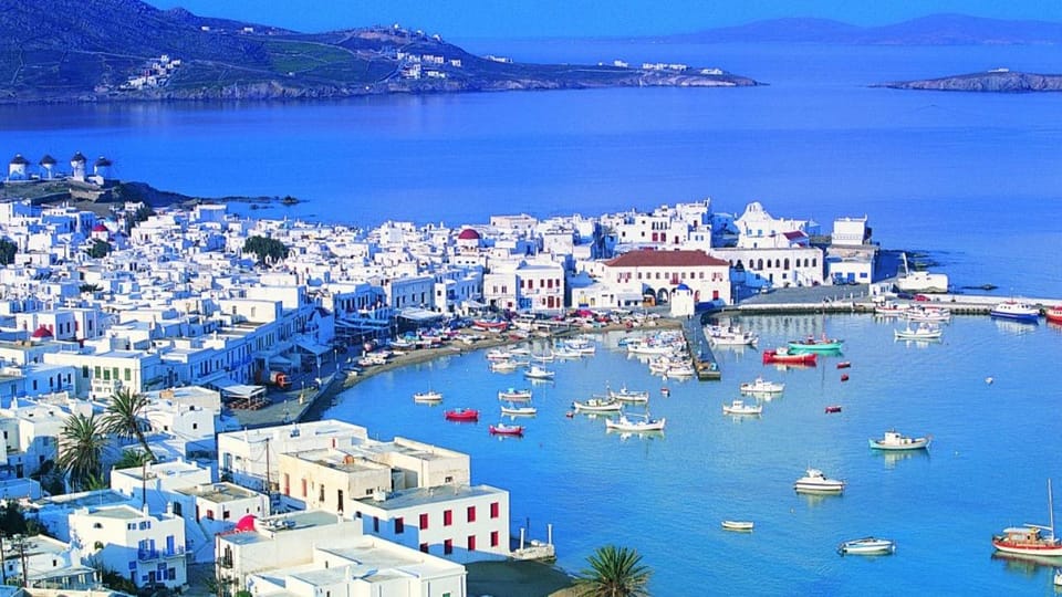 Iconic Mykonos: A Guided Walking Tour of Highlights - A useful first look at Mykonos Town