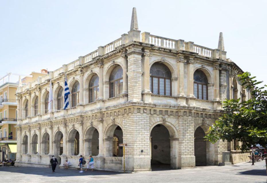 Ierapetra: Knossos Palace and Heraklion Guided City Tour - Heraklion: museum time, lunch, or a simple wander