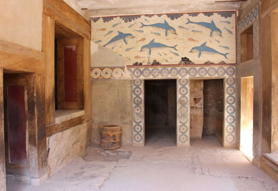 Ierapetra: Knossos Palace and Heraklion Guided City Tour - Who should book this Crete day trip?
