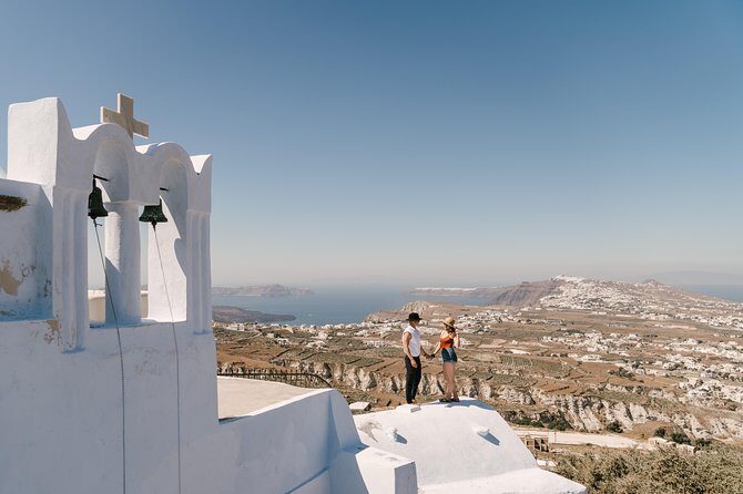 Island Bus Tour: The Majestic Spots Of Santorini - Pyrgos Kallistis: a calmer village stop for slower photos
