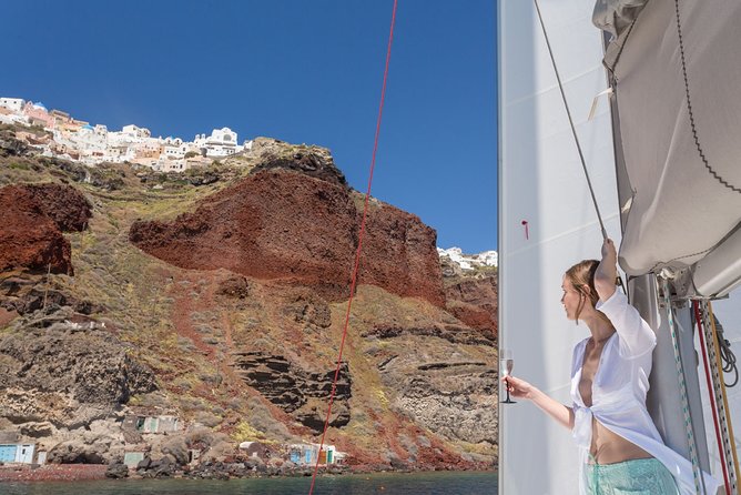 Island Hopping: Santorini Catamaran Charter Cruise with a skipper - Key points to know before you sail