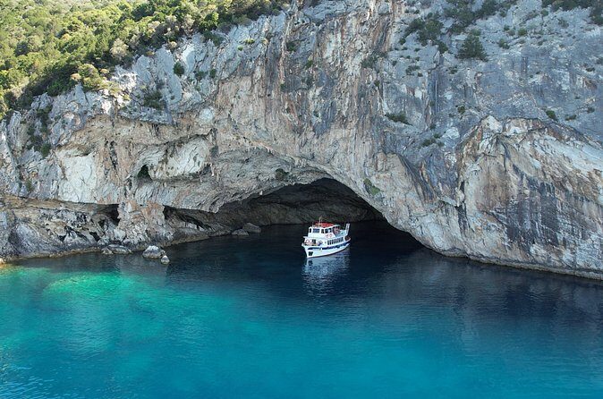 Island Hopping with Beach BBQ - Stop 3: Gerakas Beach (Varko area) and the beach BBQ you’ll taste for days
