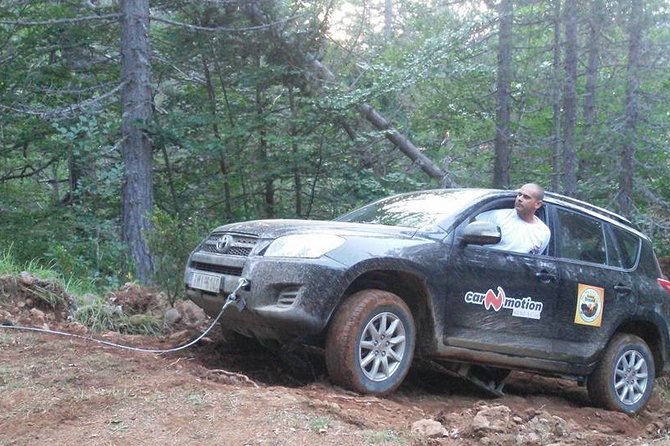 Jeep Safari daily tour - A private tour that suits families and small groups
