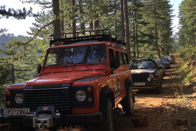Jeep Safari daily tour - Choosing between a Defender, Cherokee, or Land Cruiser