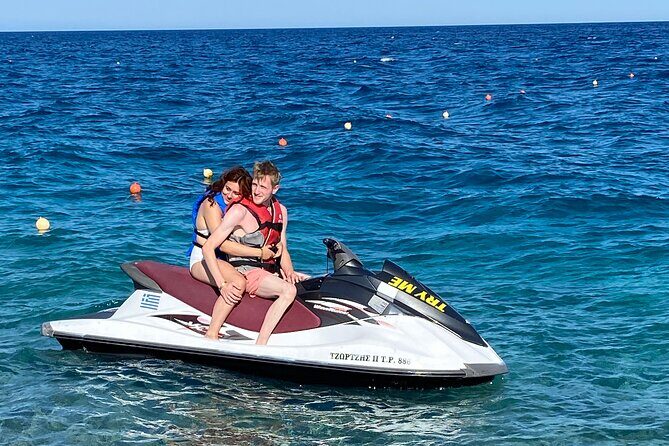 JET-SKI adrenaline rush - The 15-minute flow: instruction, splash time, and seat changes that keep it fun