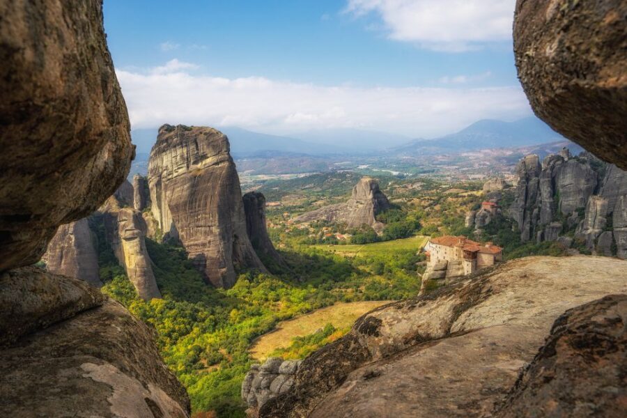 Kalabaka: Meteora Monasteries Minibus Tour with Photo Stops - Why a minibus Meteora tour makes sense from Kalampaka