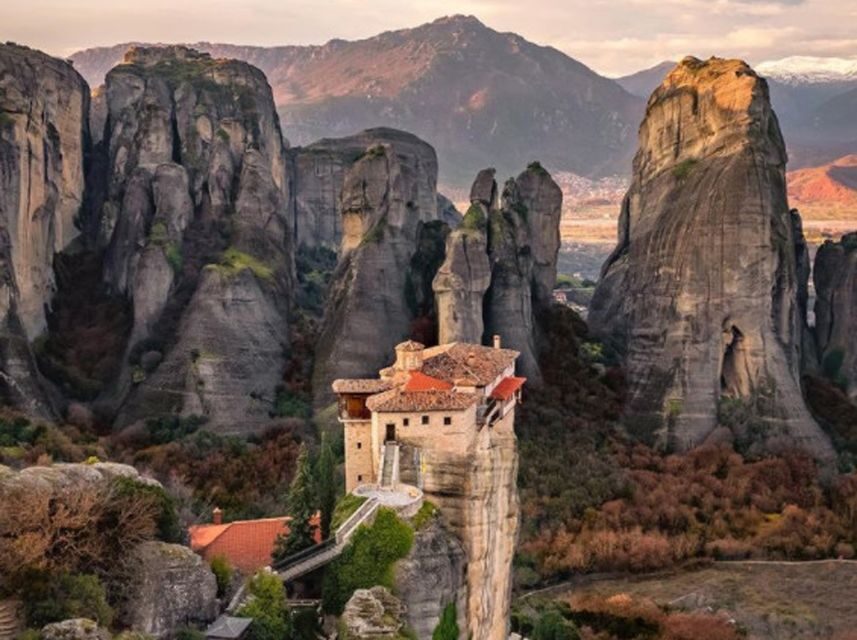 Kalabaka: Meteora Private Day Tour with a Local Guide - Inside the Holy Monasteries: How Visits Work and What to Budget