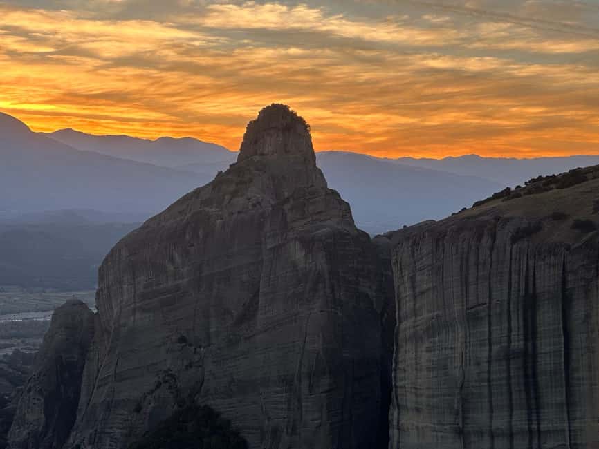 Kalabaka or Kastraki: Meteora Sunset Tour - Who should book this four-hour outing