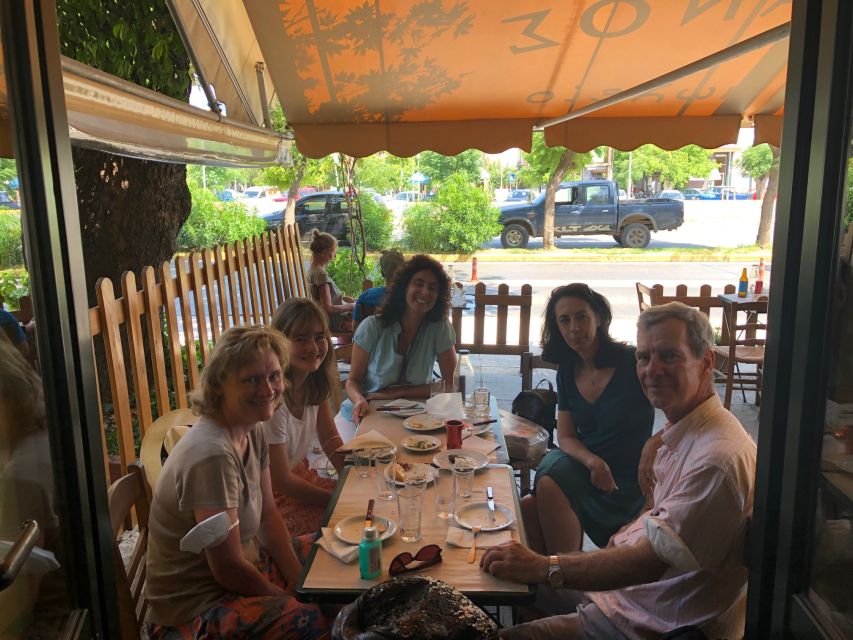 Kalamata: Food tour and Olive Oil Tasting with Light Lunch - A traditional workshop in the city’s narrow lanes