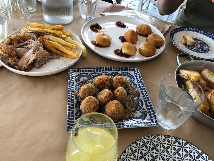 Kalamata: Food tour and Olive Oil Tasting with Light Lunch - Finishing with a Messinian light lunch