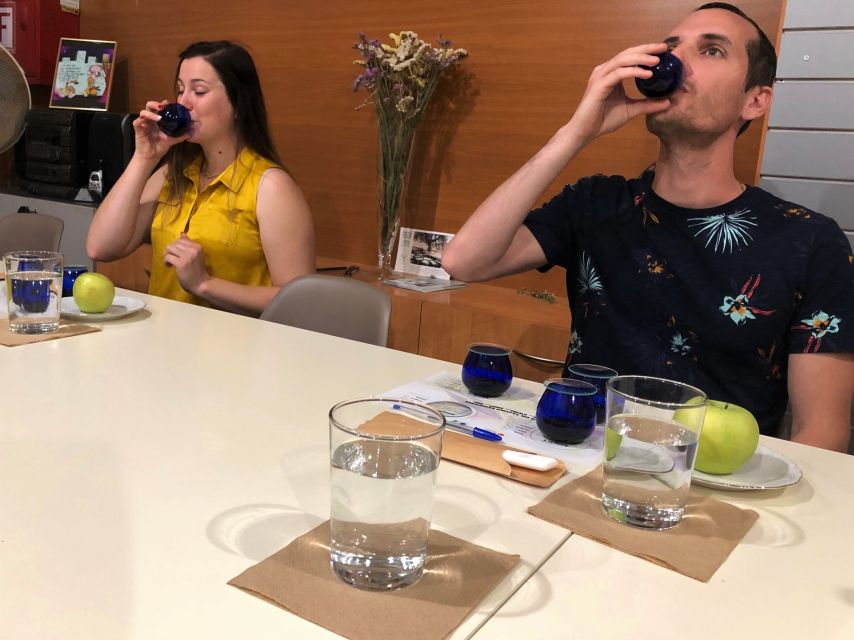 Kalamata, Greece: Organic Olive Grove Tour-Olive oil tasting - Who will get the most from this experience