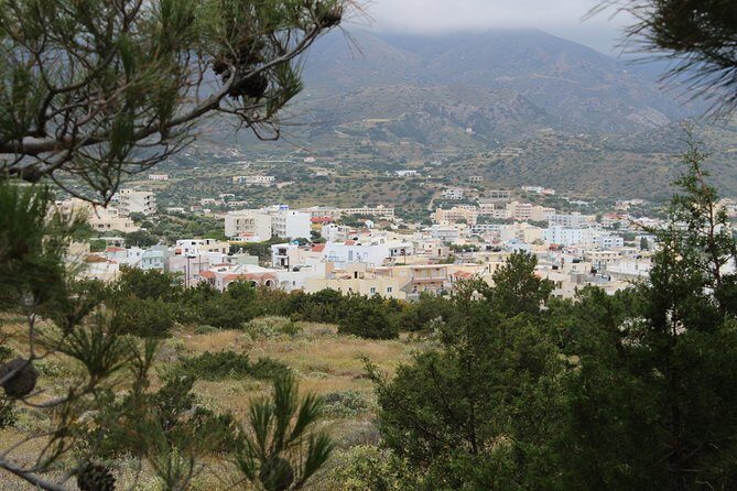 Karpathos scenic Agia Kyriaki Walk from Pigadia - The guide’s role: more than directions