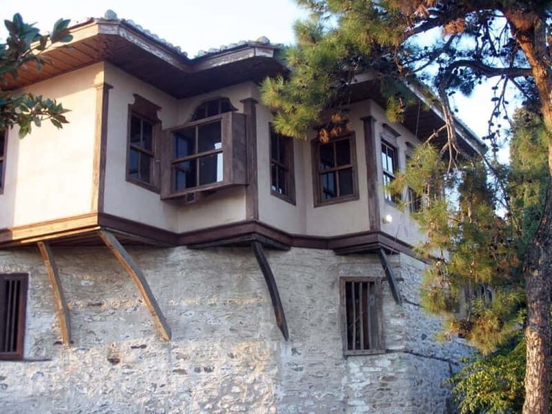 Kavala: City Grand Tour by Eco Friendly Tuk Tuk - Halil Bey Mosque and the Main Event: Walking Up Kavala Fortress