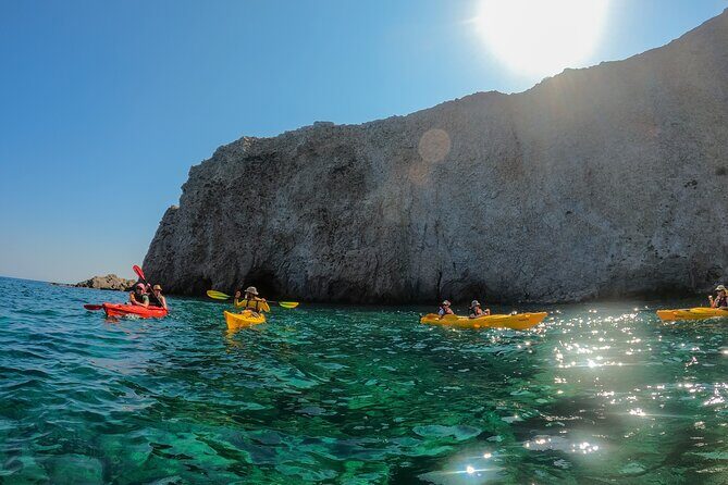 Kayaking Tour to the secrets of Milos - Why kayak Milos’ south coast instead of only beach-hopping