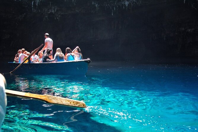 Kefalonia Highlights: Robola Winery, Melissani Lake & Fiscardo - Agios Gerasimos Monastery and the dress code