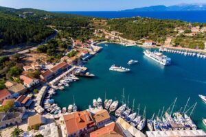 Kefalonia in a day: Full-Day Private Sightseeing Tour - Robola Winery Cooperative in Orealios: a taste of the island’s wine story
