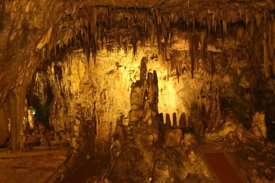 Kefalonia : Private Customizable Tour - Melissani Lake and Drogarati Cave
