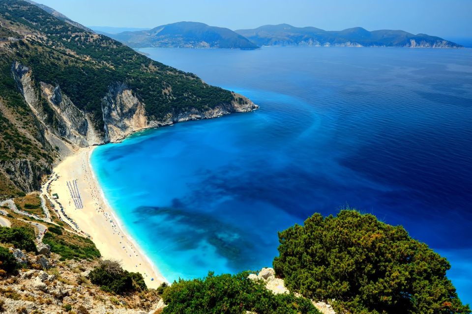 Kefalonia: The Caves & Myrtos beach - Drogarati Cave and its cathedral-like chamber