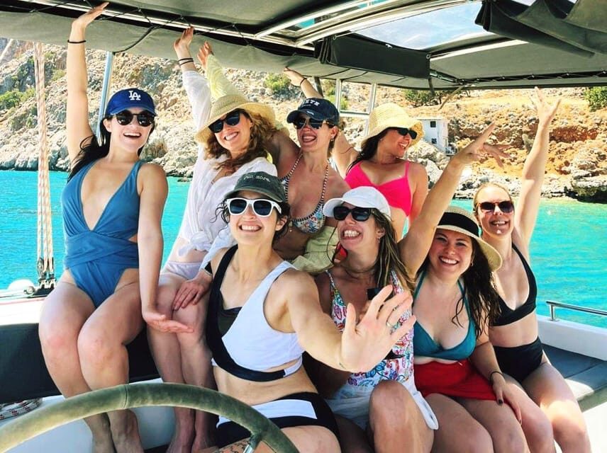Kissamos: Balos & Gramvousa Luxury Catamaran Sailing Cruise - Food and drinks on this cruise: nutritionist planning, not just snacks