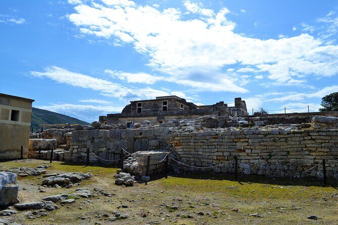 Knossos & Archaeological Museum Shared Guided Tour from Chania - Should you book it? My honest take