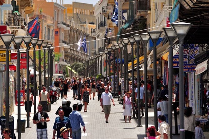 KNOSSOS & HERAKLION CRETE, day professional guided coach tour - Heraklion’s old center comes with a guided introduction