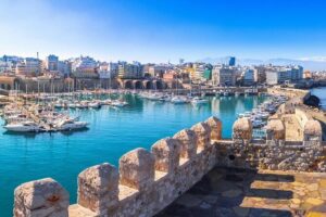 Knossos & Heraklion Tour with Professional Certified Guide - Heraklion With Free Time: Museum, Walks, and a Town Plan