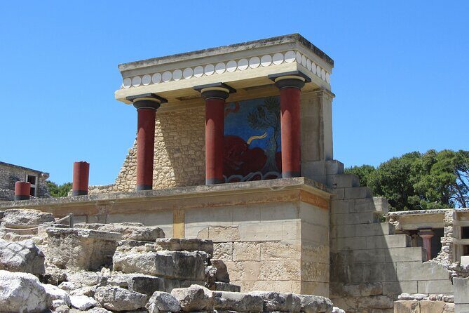 Knossos & Lasithi Plateau: Zeus Cave,Villages, Olive Oil Tour - Omalia olive press: your olive oil tasting lesson in Crete
