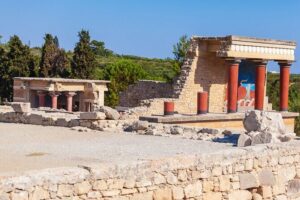 Knossos, Lasithi, Zeus Cave & Olive Mill Farm Combo Tour - Getting Picked Up Around Heraklion and the Coastal Resorts