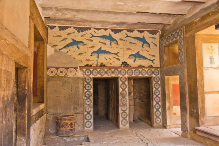 Knossos Palace: E-ticket with Audio and Heraklion City Tour - Arriving at Knossos: e-ticket entry and the real-world logistics