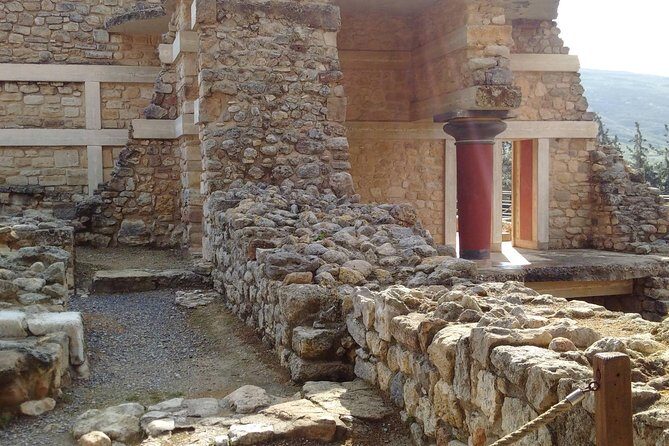 Knossos Palace Guided Walking Tour - Weather and timing: when the palace feels best