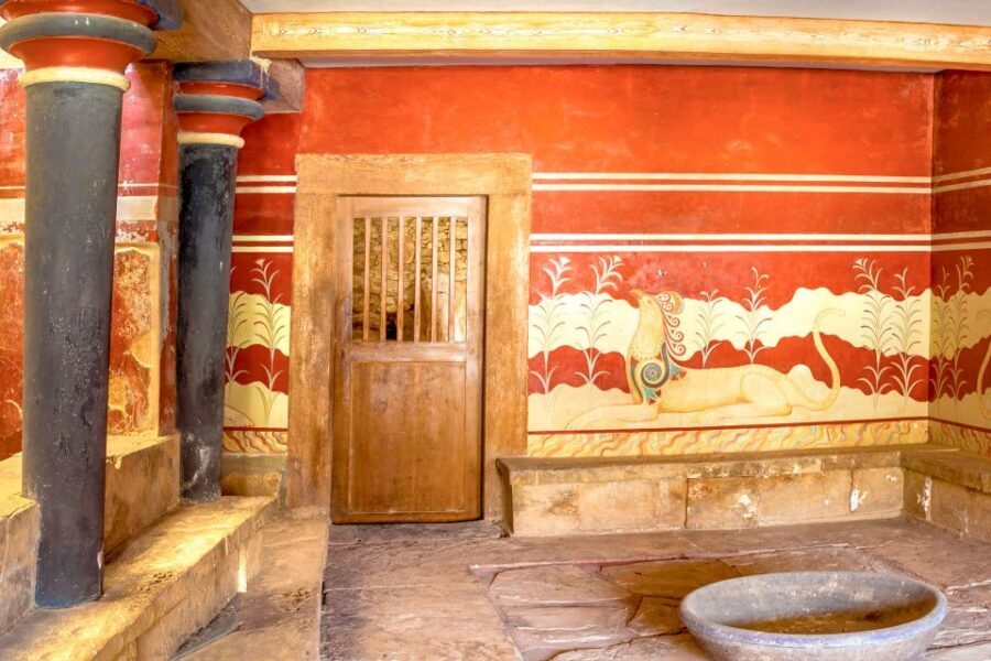 Knossos Palace & Heraklion Full-Day Tour from Rethymno Areas - Heraklion Archaeological Museum: Where Knossos Comes to Life