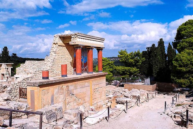 Knossos palace (Last minute booking - Skip The Line Ticket) - What you see during the 60-minute guided walk
