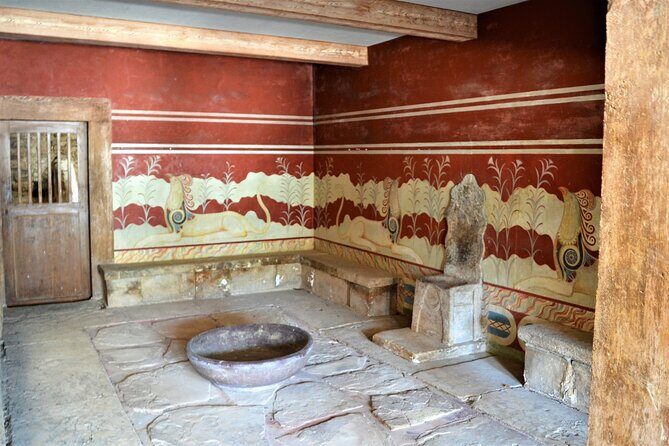 Knossos Palace, Museum & Rethymno city Private Tour from Chania - Lunch, timing, and what keeps this 10-hour trip feeling easy