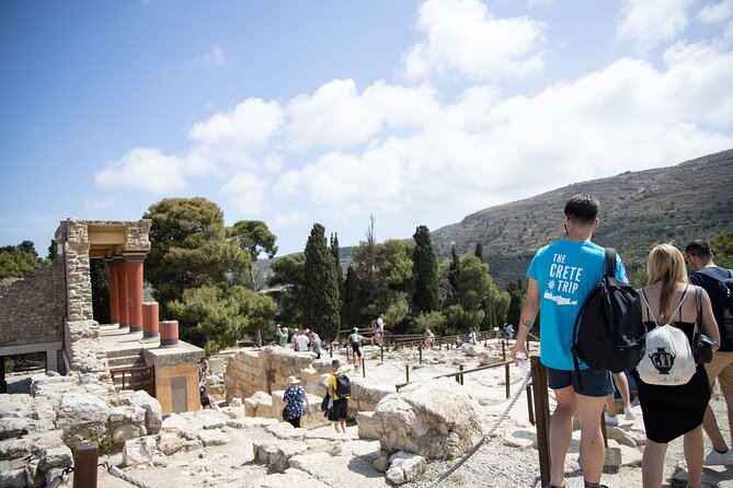 Knossos Palace Self-Guided Treasure Hunt & Tour - A good fit for families and independent visitors