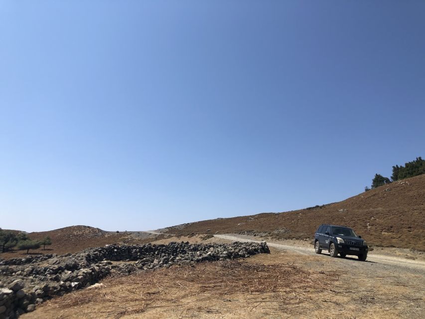 Kos 4x4 Exploration: Panoramic Views, Villages & Flavors - Traditional village break: Chaihoutes-style local flavor and texture