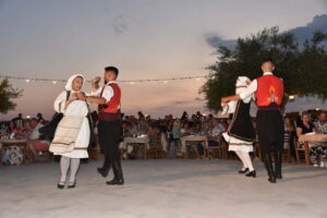 Kos: Greek Dinner with Music, Dancing, and Unlimited Wine - Where You’ll Be and What the Evening Feels Like