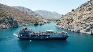 Kos Pearl 3 Island: Lounge in Luxury on the Aegean Waves - Finding the boat: the simple meeting point