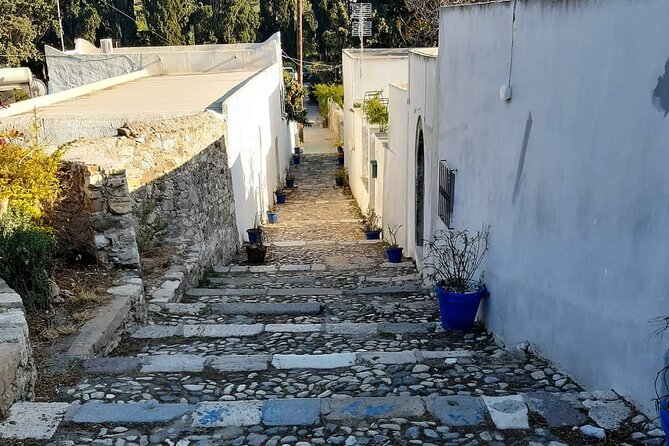 Kos Private Airport and Hotel Transfer - Luggage help is more valuable than it sounds