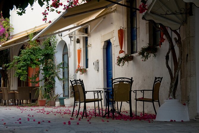 Kos Scavenger Hunt and Highlights Self Guided Audio Tour - Eleftherias Square and the modern town
