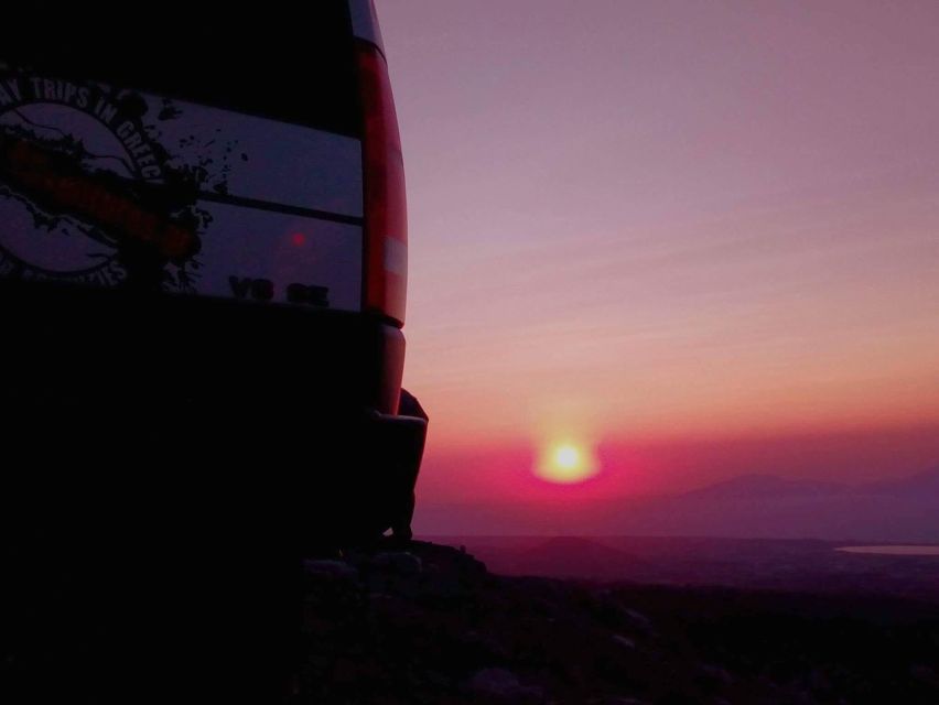 Kos: Sunset safari with driver and dinner - Dinner in Zia is included, with limits