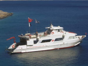 Kos: Try Scuba Diving with a diving boat - Boat comfort on the Liamis Dive Boat-Apollon