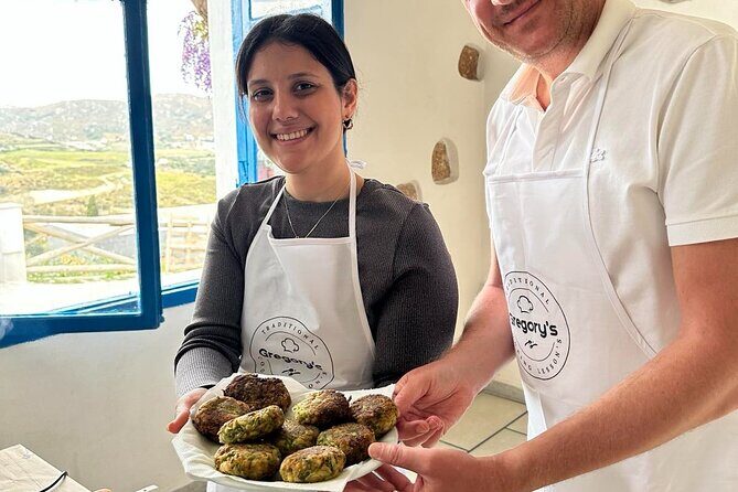 Kourounochori, Naxos : Gregory's Traditional Cooking Class - Chef Anna and the Grigoris Tavern kitchen: how the session runs